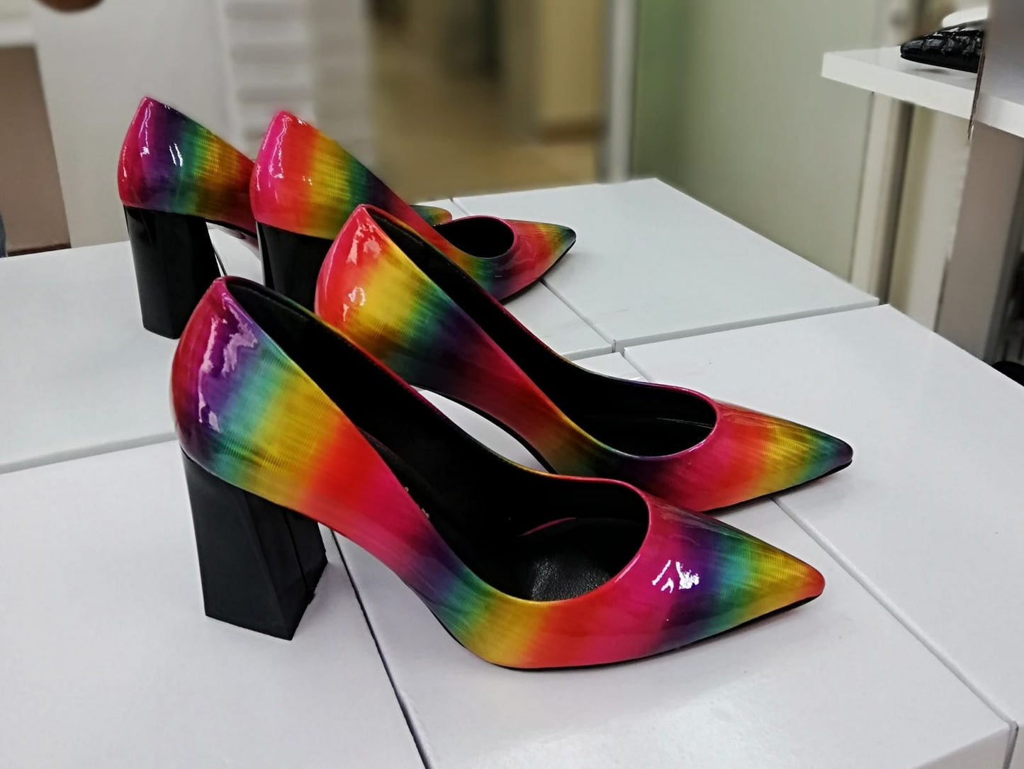 Multicolor shoes